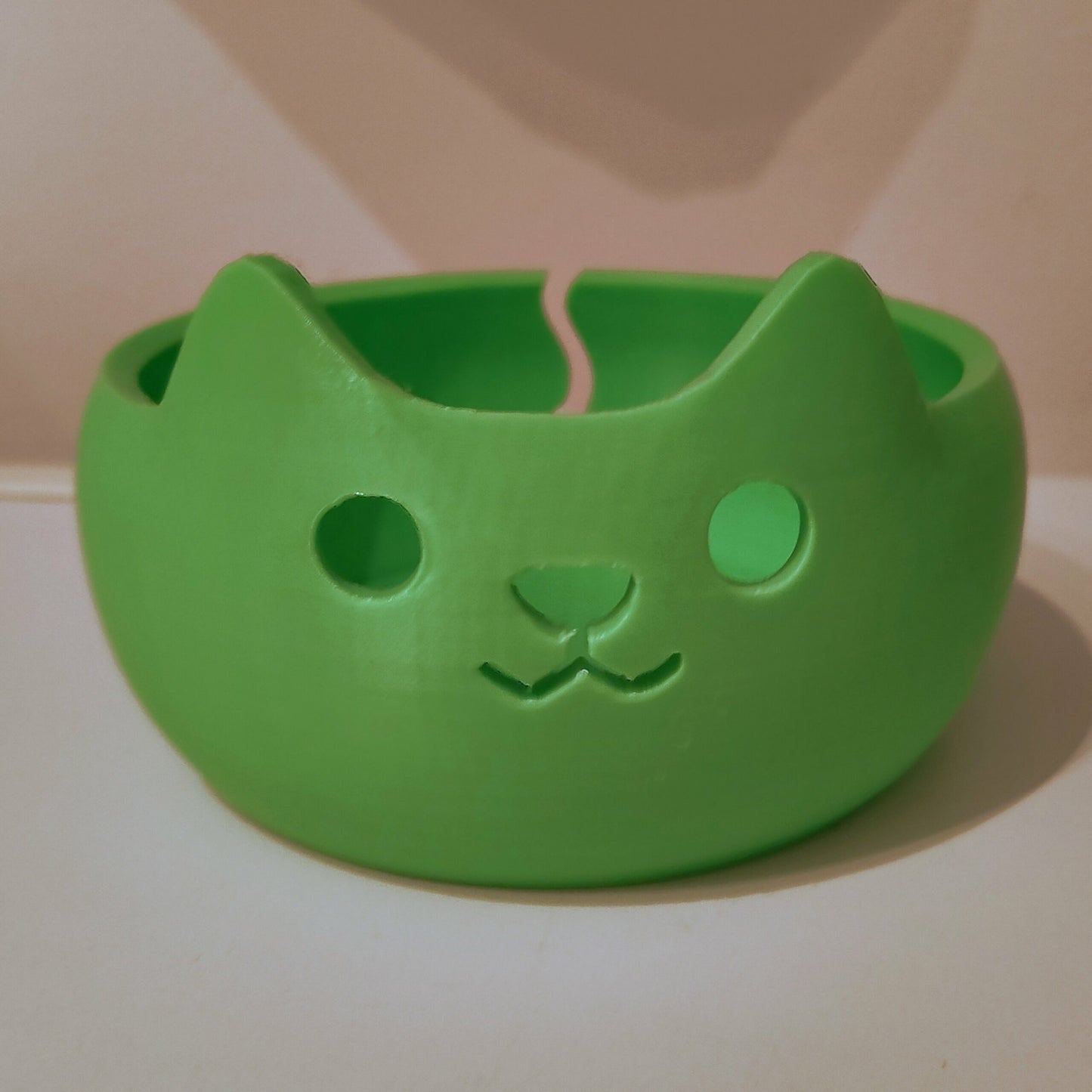 adorable-3d-printed-cat-wool-yarn-bowl