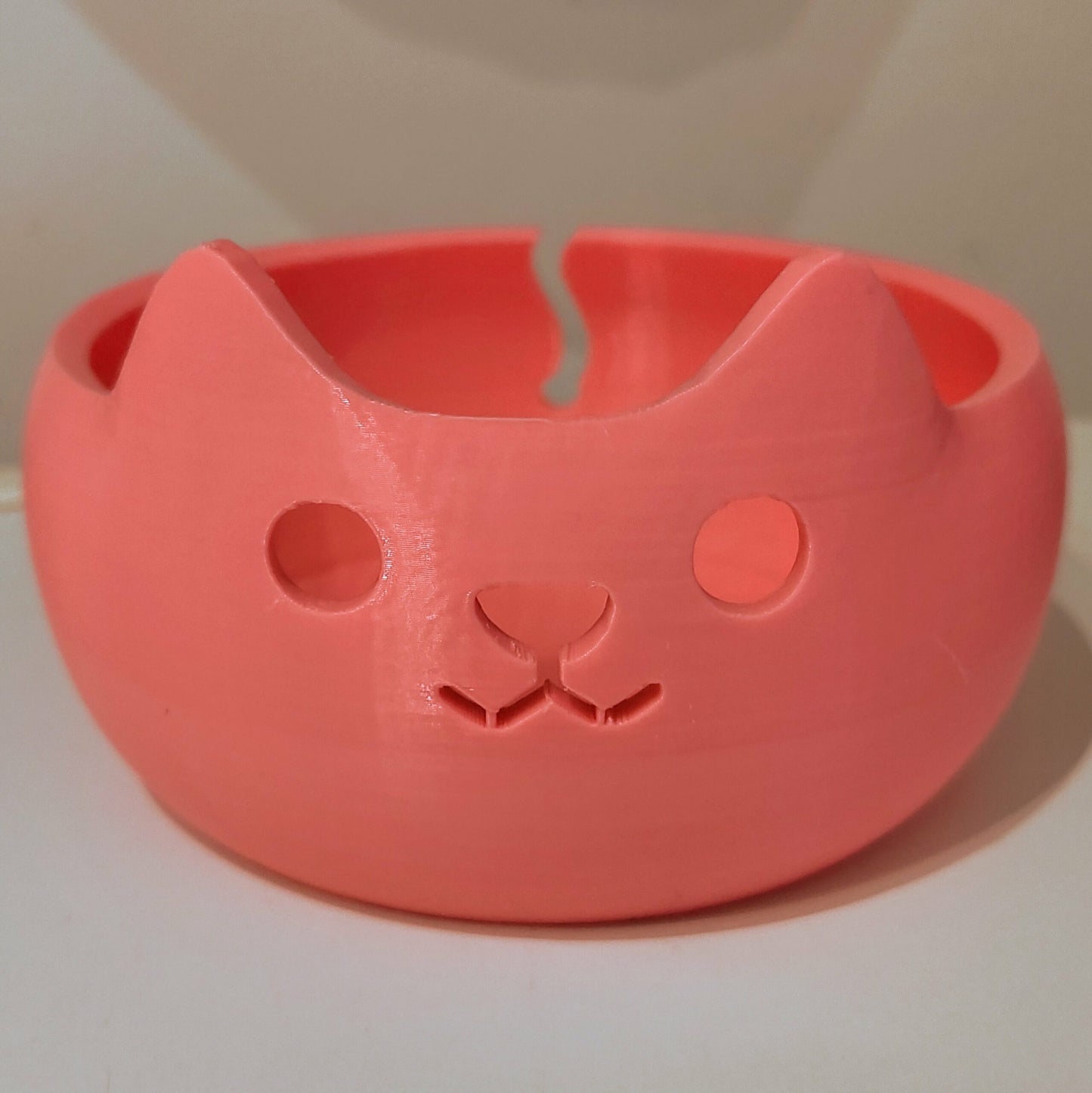 adorable-3d-printed-cat-wool-yarn-bowl