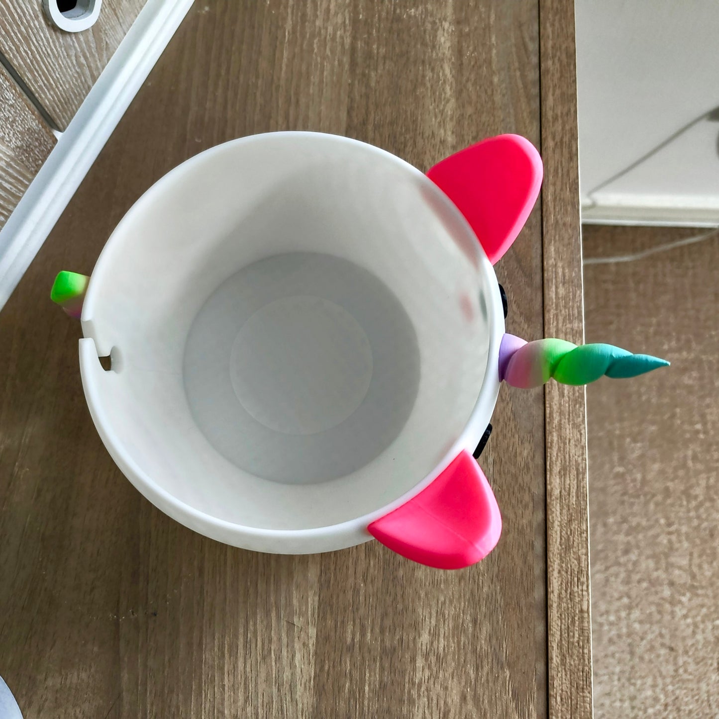 3d-printed-unicorn-yarn-&-crochet-bowl