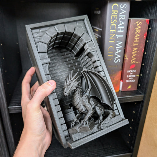 Dragon Book Nook | 3D Printed Bookshelf Insert | Black Gothic Fantasy Décor | Dragon with Books | Magical Bookshelf Accessory | DnD Book Nook Décor