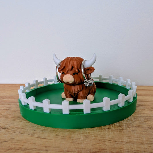 Highland Cow Jewellery Ring Dish with Fence | Cute Farm Animal Earring Holder | 3D Printed Cow Ring Tray Organizer for Desk or Vanity