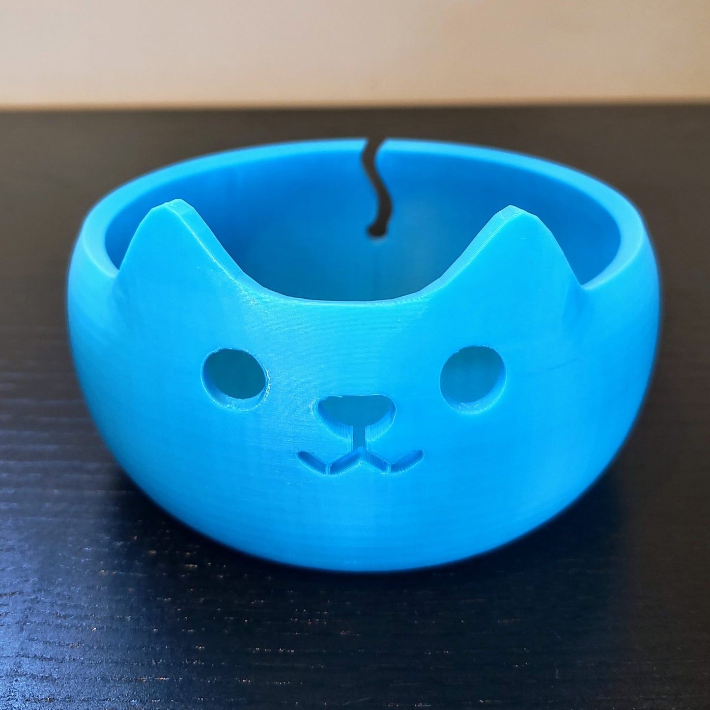 adorable-3d-printed-cat-wool-yarn-bowl