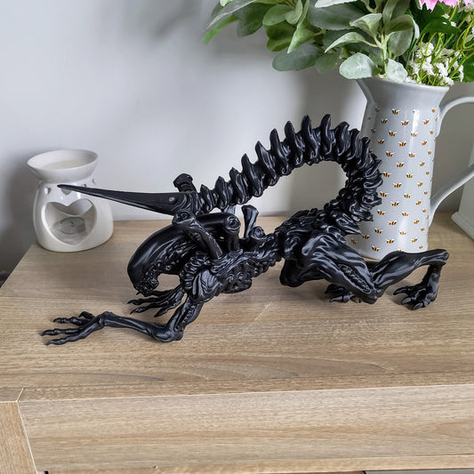 3D Printed Xenomorph Alien | Sci-Fi Art Sculpture