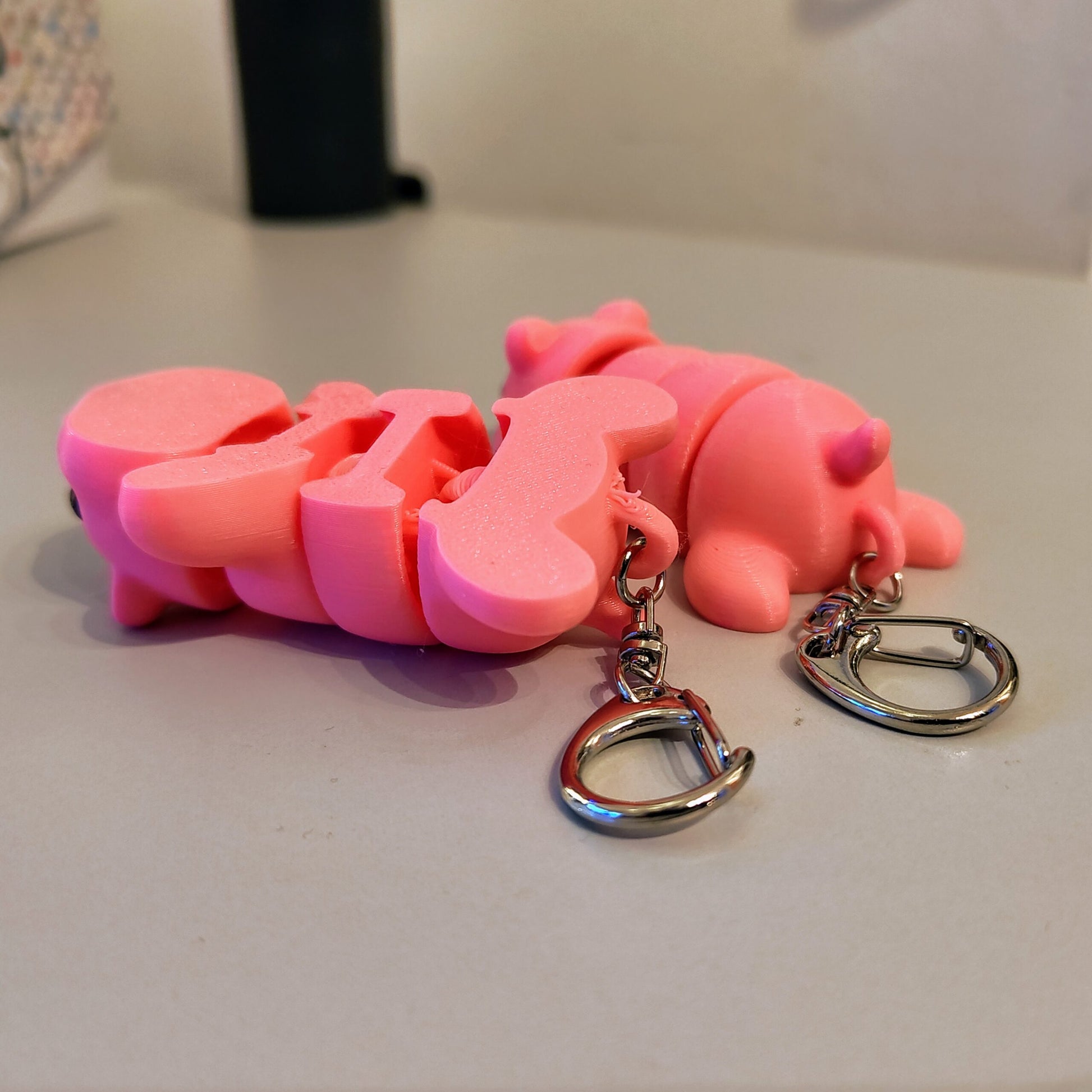 cute-pig-keychain-adorable-3d-printed-accessory