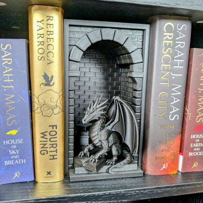 Dragon Book Nook | 3D Printed Bookshelf Insert | Black Gothic Fantasy Décor | Dragon with Books | Magical Bookshelf Accessory | DnD Book Nook Décor