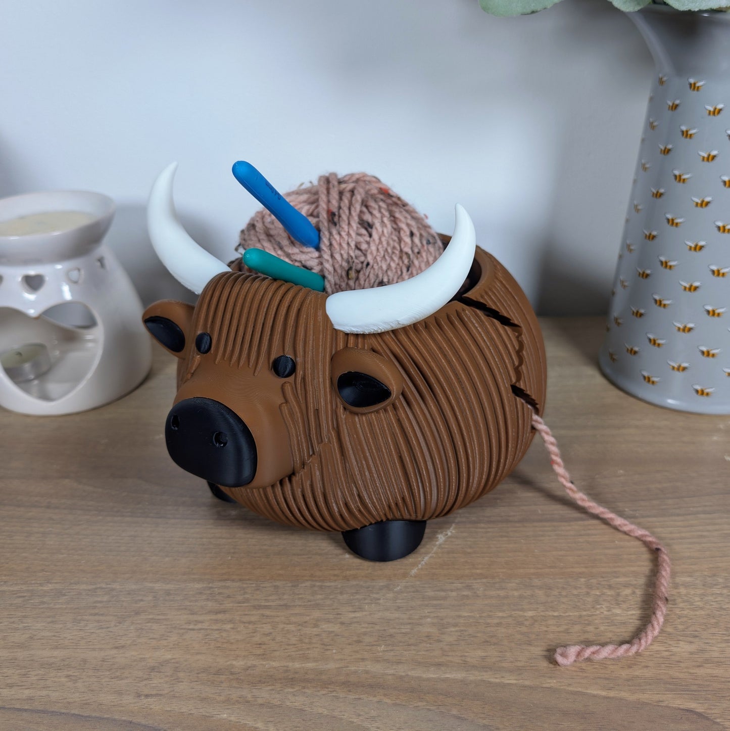 Highland Cow Yarn Bowl | 3D Printed Wool Holder – Unique Knitting Gift