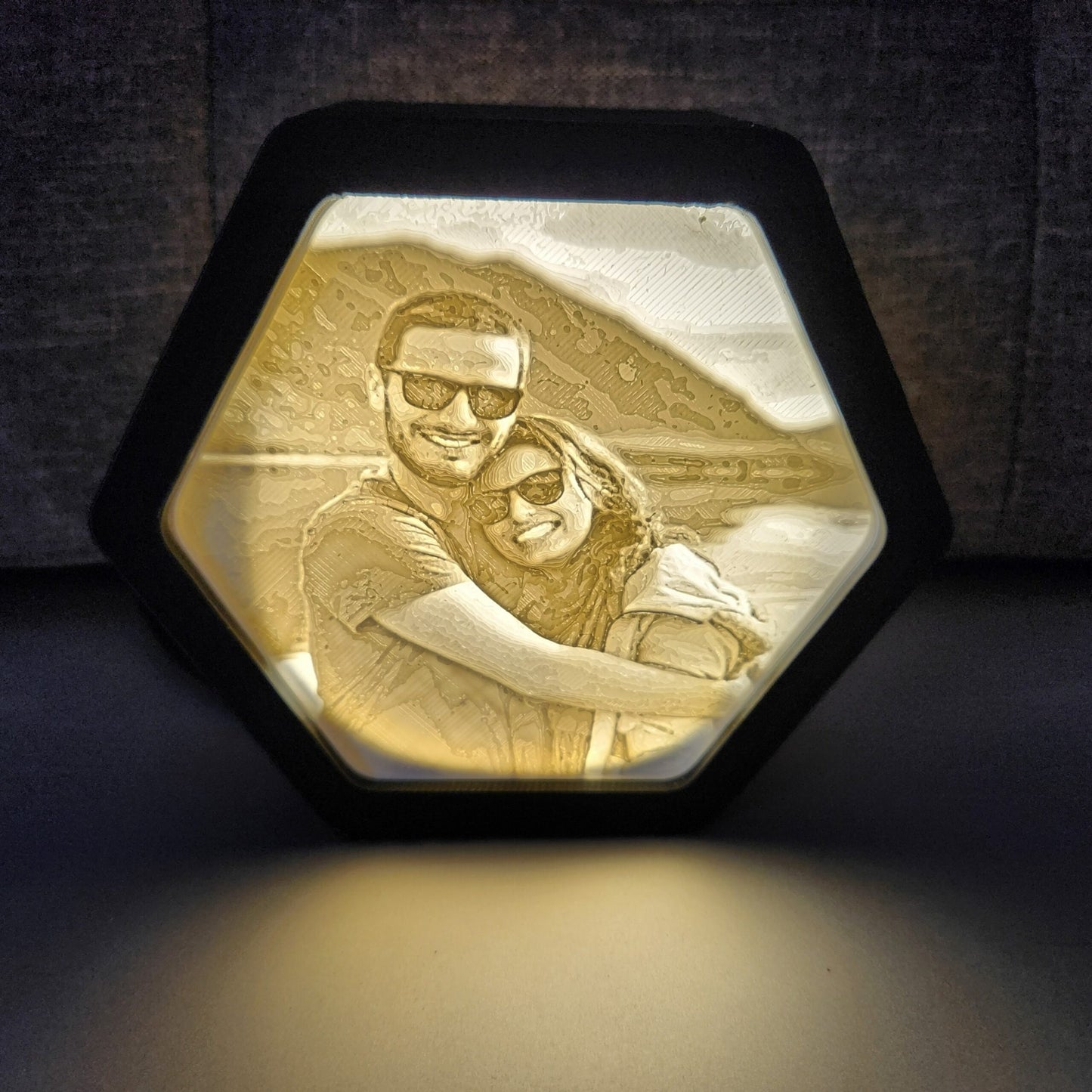 hexagon-photo-lithophane-with-usb-light