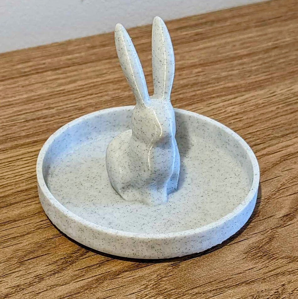 cute-bunny-rabbit-jewellery-ring-holder-3d-print