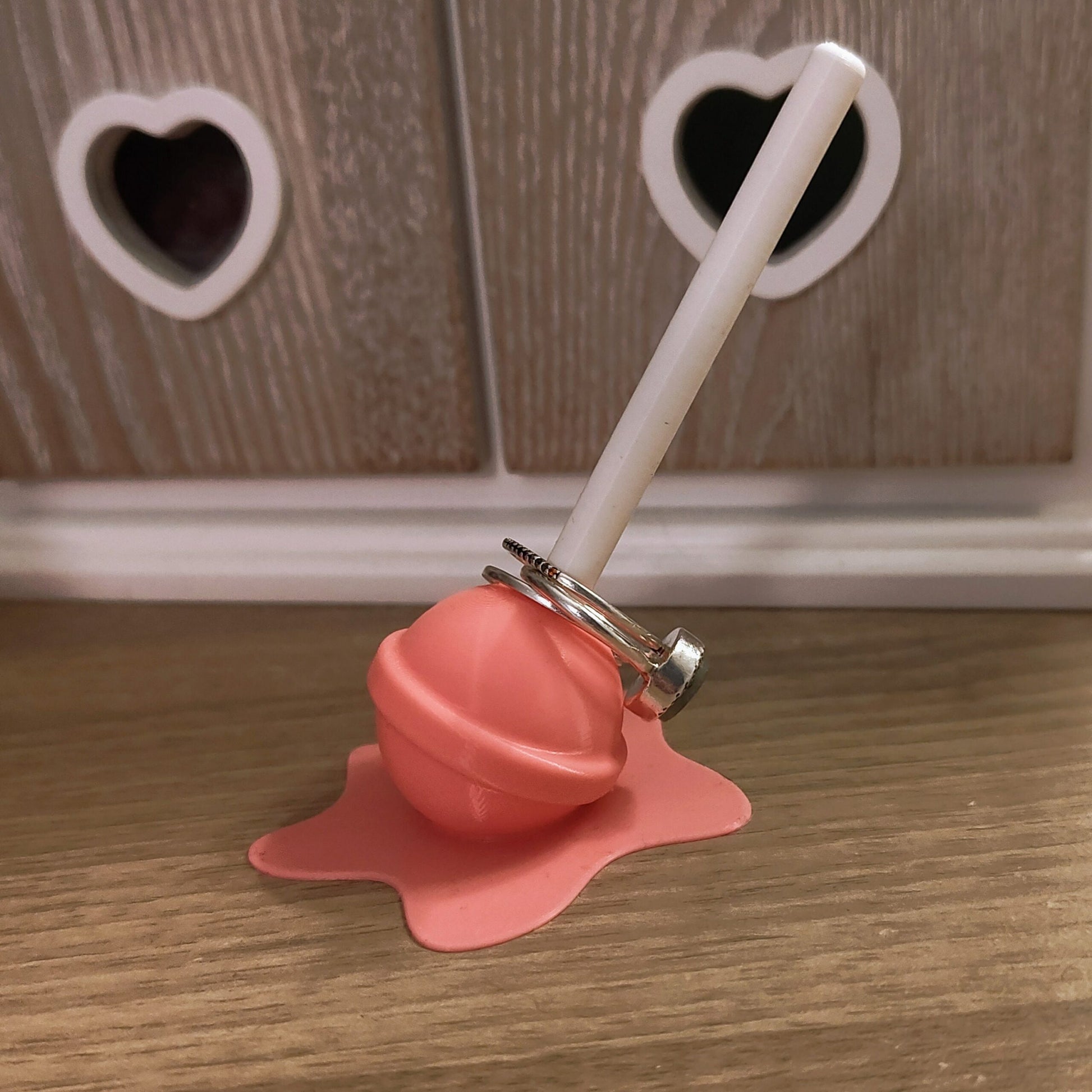melting-lollipop-ring-holder-unique-3d-printed-jewellery-organizer